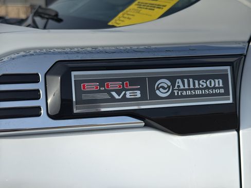 Used 2024 GMC Sierra 2500 Pro AWD/4WD image 9
