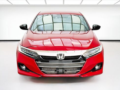 Used 2021 Honda Accord Sport image 2