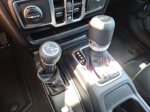 New 2026 Jeep Gladiator Sport AWD/4WD image 23