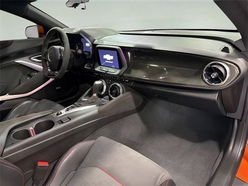 Used 2022 Chevrolet Camaro ZL1 image 14