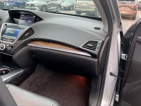 Used 2019 Acura MDX w/Technology Pkg image 18