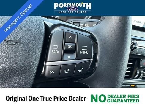 Certified 2022 Ford Escape SE w/ SE Sport Appearance Package image 18
