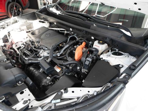 Used 2024 Toyota RAV4 XLE image 33