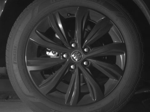 Used 2024 Buick Envista Sport Touring w/ Convenience I Package FWD image 17