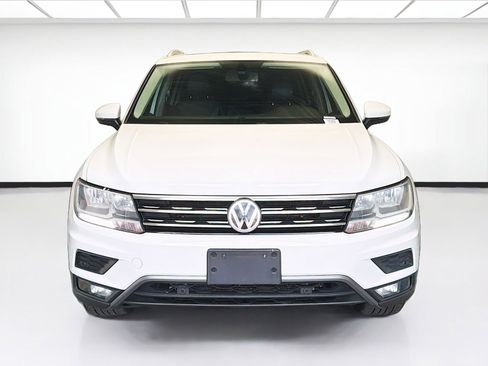 Used 2019 Volkswagen Tiguan SEL FWD image 2
