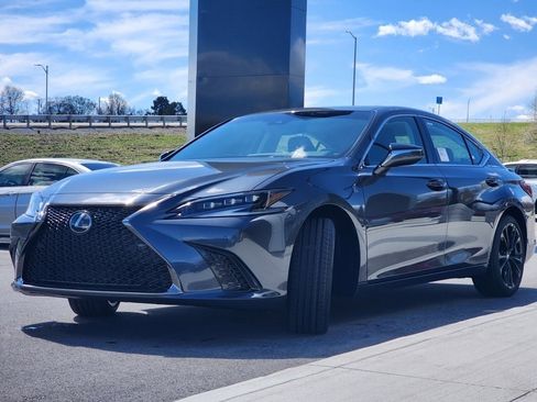 Certified 2025 Lexus ES 300h F Sport w/ Accessory Package (Z1) image 21