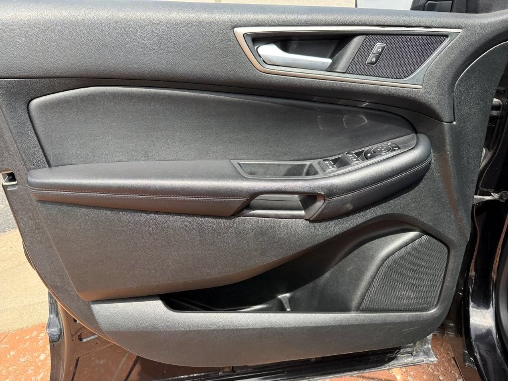Used 2023 Ford Edge SEL w/ Convenience Package AWD/4WD image 9