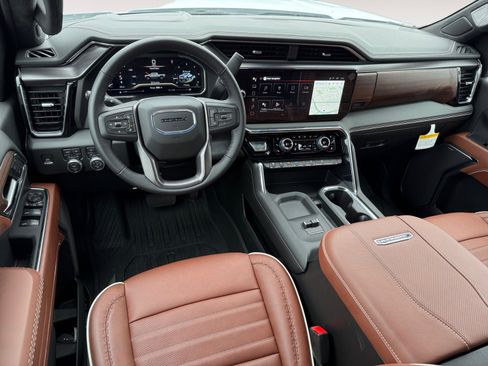 New 2025 GMC Sierra 2500 Denali Ultimate w/ Max Trailering Package image 15