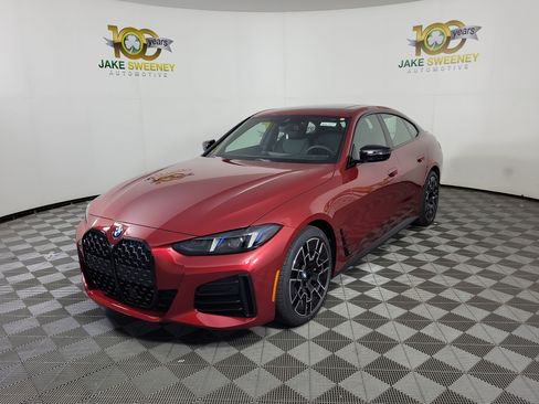 New 2026 BMW 430i xDrive w/ M Sport Package AWD/4WD image 3