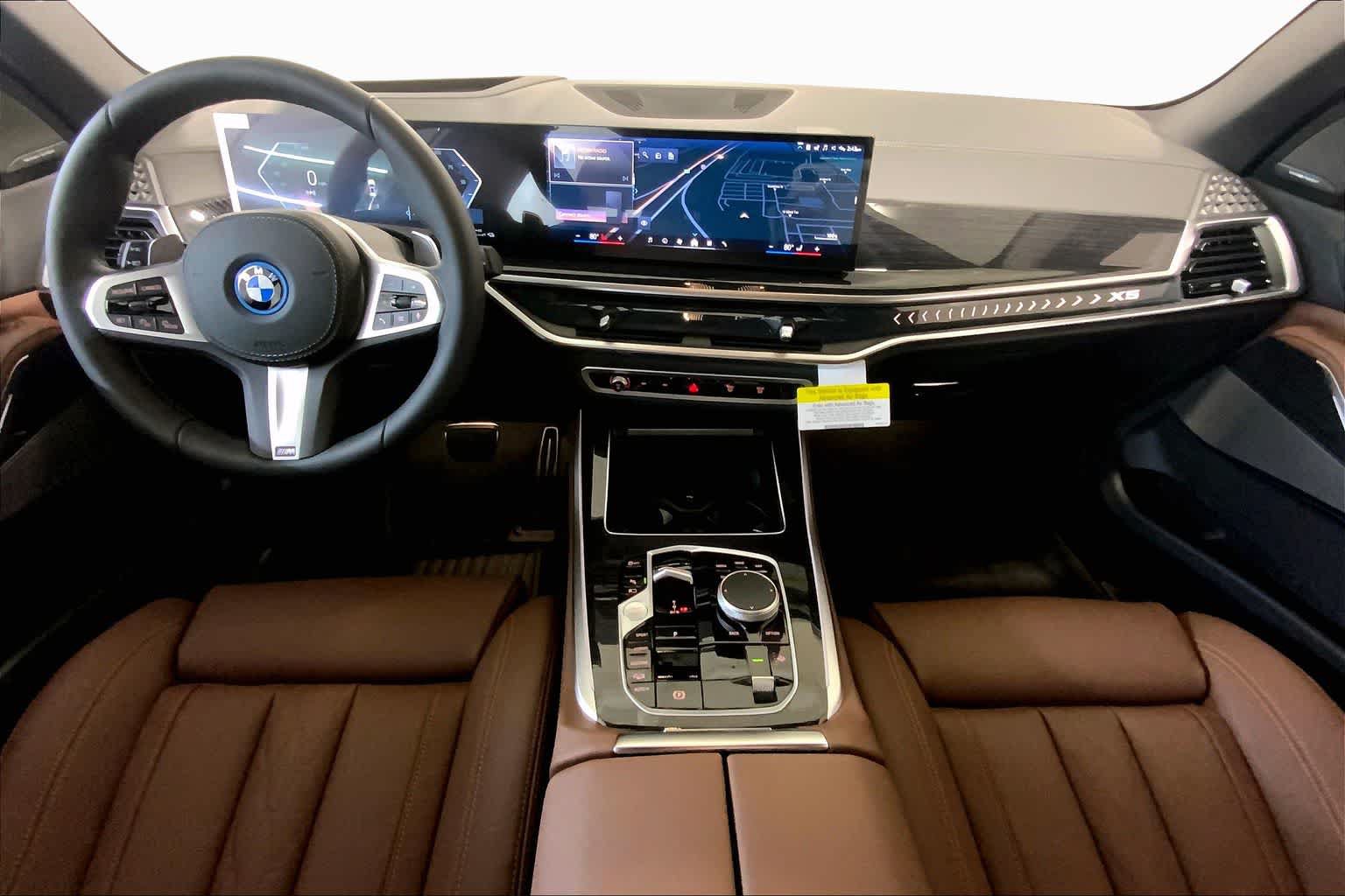 Used 2026 BMW X5 xDrive50e w/ M Sport Package AWD/4WD image 5