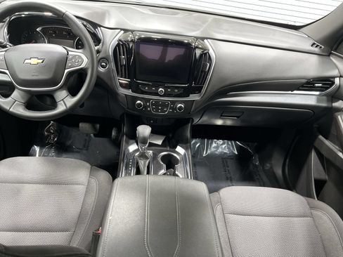 Used 2023 Chevrolet Traverse LT FWD image 20
