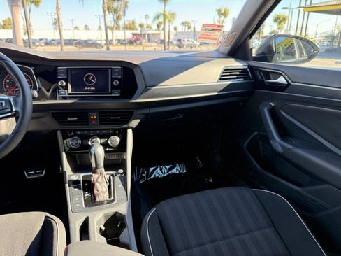 Used 2021 Volkswagen Jetta GLI image 23