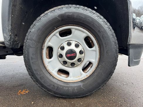 Used 2016 GMC Sierra 2500 2WD Regular Cab image 15