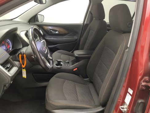 Used 2019 GMC Terrain SLE w/ Driver Convenience Package FWD image 17
