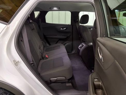 Used 2019 Chevrolet Blazer LT image 16
