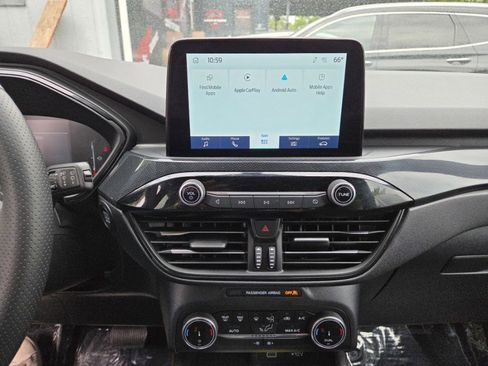 Used 2025 Ford Escape ST-Line FWD image 12