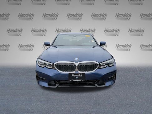 Used 2022 BMW 330i Sedan w/ Driving Assistance Package image 7