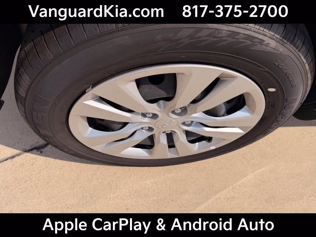 Certified 2023 Kia Soul LX FWD image 10