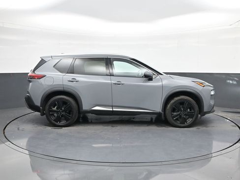 Used 2021 Nissan Rogue SL w/ Premium Package image 8