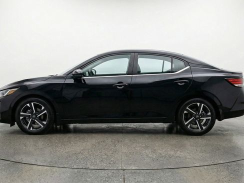 Used 2025 Nissan Sentra SV image 5
