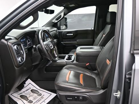 Used 2021 GMC Sierra 1500 AT4 w/ AT4 Value Package image 9