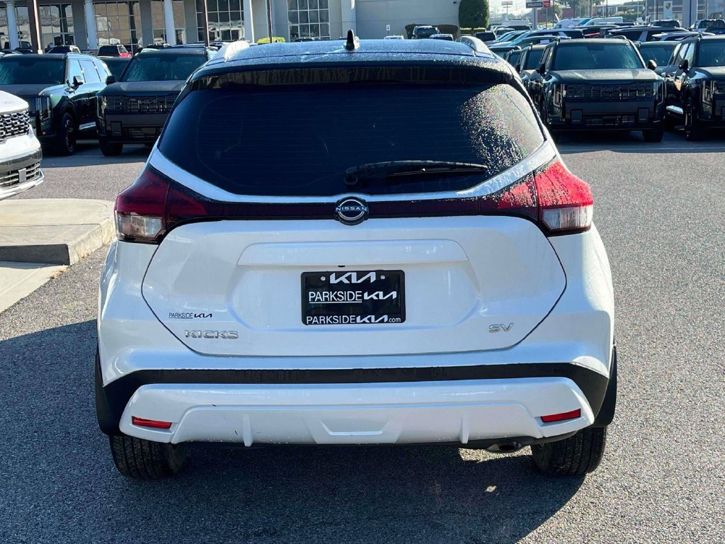 Used 2024 Nissan Kicks SV FWD image 25
