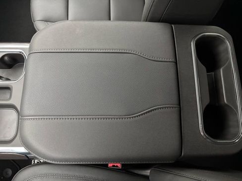 New 2026 GMC Sierra 1500 SLT w/ SLT Premium Plus Package image 28