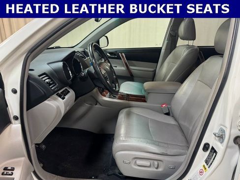 Used 2012 Toyota Highlander Limited image 15