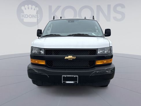 New 2025 Chevrolet Express 2500 w/ Driver Convenience Package RWD image 10
