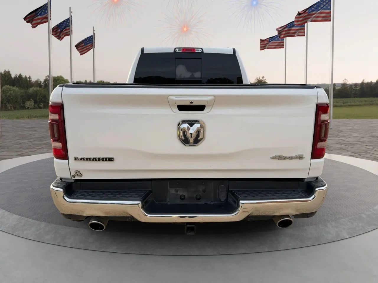 Used 2023 RAM 1500 Laramie AWD/4WD image 11
