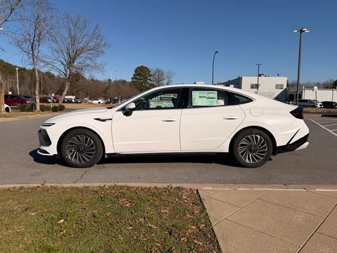 New 2026 Hyundai Sonata Limited image 4