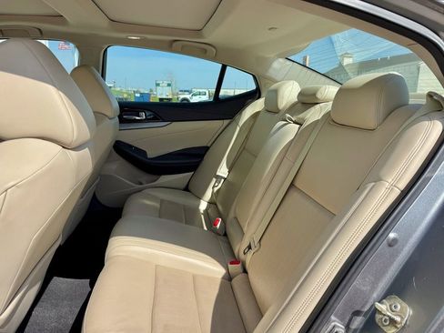 Used 2016 Nissan Maxima 3.5 SL FWD image 12