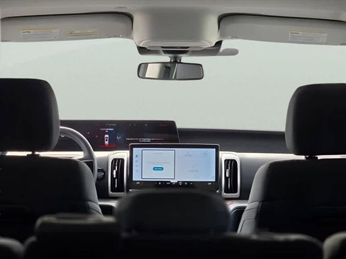 Used 2025 Ford Expedition Max Active image 10