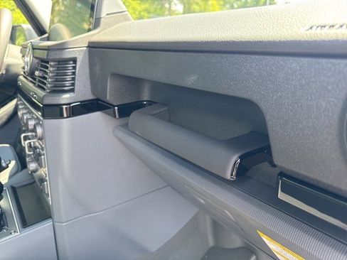 New 2025 INEOS Grenadier Fieldmaster Edition image 40