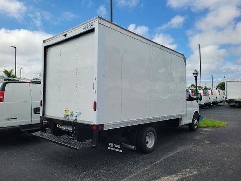 New 2025 Chevrolet Express 3500 w/ Power Convenience Package image 4