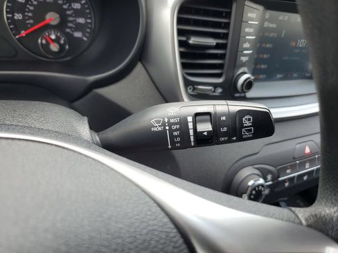 Used 2019 Kia Sorento AWD image 27