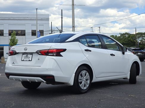 Used 2024 Nissan Versa S w/ Trunk Package FWD image 18