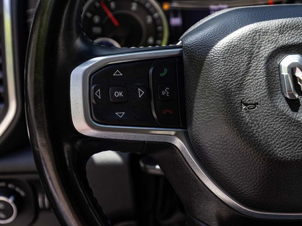 Used 2022 RAM 1500 Laramie AWD/4WD image 23