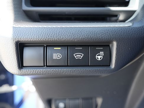 Used 2025 Toyota Prius XLE FWD image 24