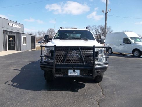 Used 2018 Ford F350 XL image 4