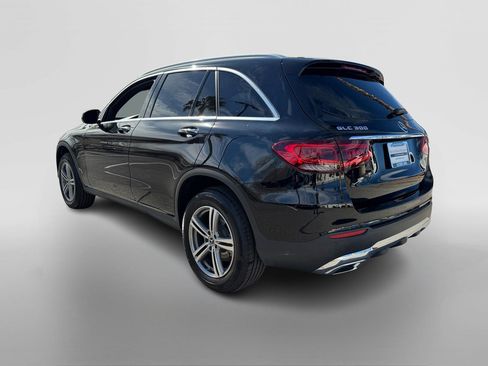 Certified 2022 Mercedes-Benz GLC 300 4MATIC image 3