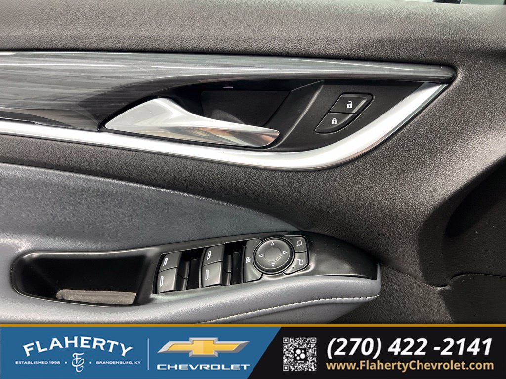 Used 2023 Buick Enclave Essence FWD image 19