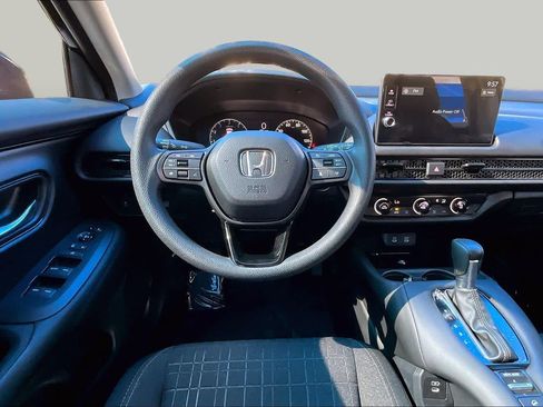 Used 2026 Honda HR-V LX image 6