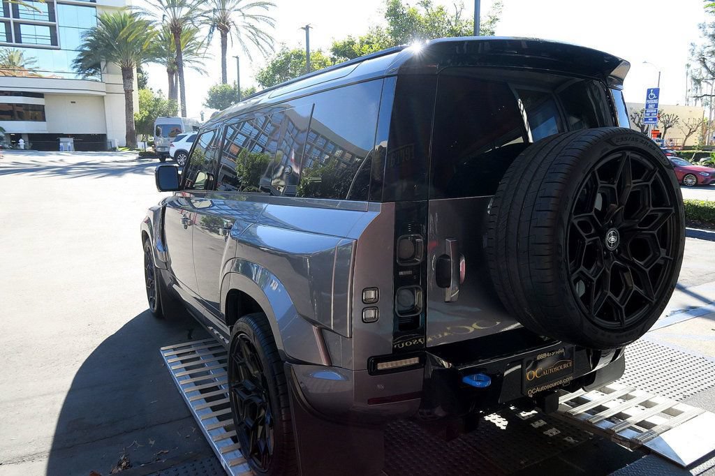 Used 2024 Land Rover Defender 110 X-Dynamic SE AWD/4WD image 58