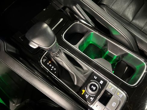 Used 2022 Kia Telluride SX w/ SX Prestige Package AWD/4WD image 20