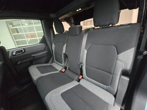 Used 2022 Ford Bronco Big Bend image 14