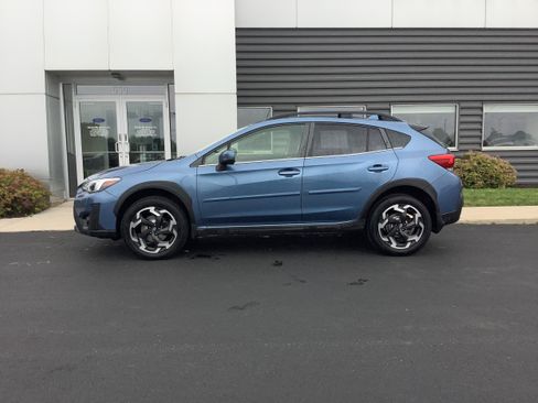 Used 2022 Subaru Crosstrek 2.5i Limited w/ Popular Package #4 AWD/4WD image 2