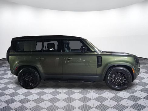 New 2026 Land Rover Defender 110 S AWD/4WD image 6