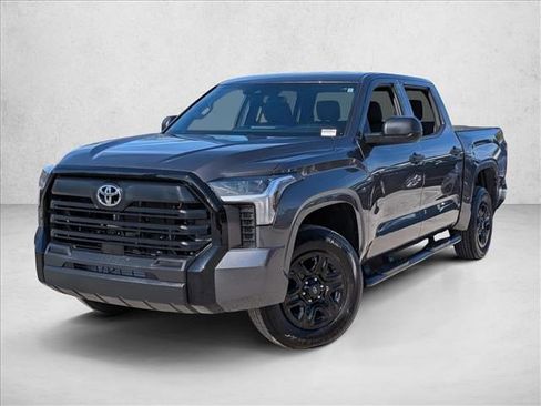 Used 2025 Toyota Tundra SR image 1