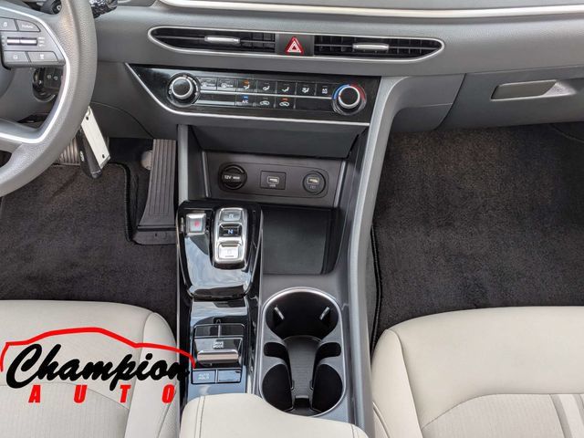 Used 2023 Hyundai Sonata SE FWD image 21